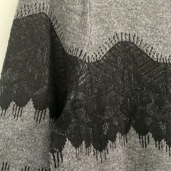 Banana Republic sweater with lace M petit - Picture 3 of 9
